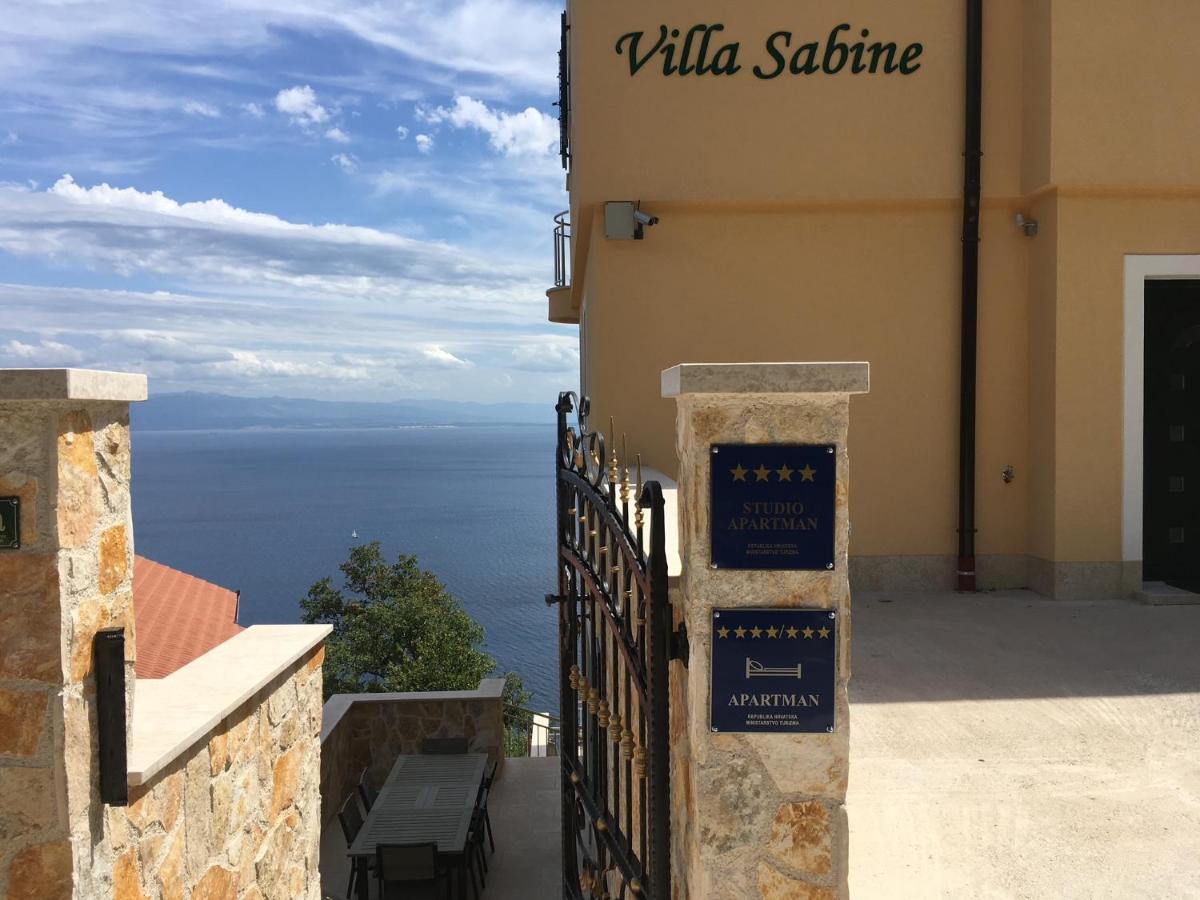 Villa Sabine Apartment Losinj Medveja Eksteriør billede