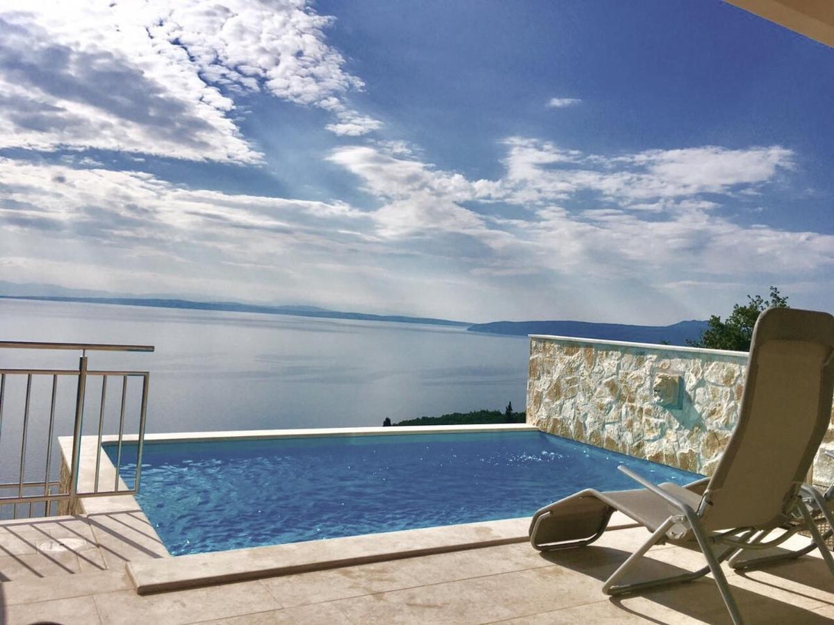 Villa Sabine Apartment Losinj Medveja Eksteriør billede