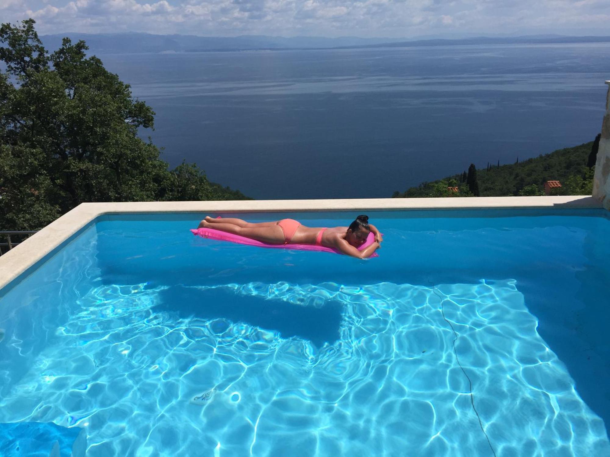 Villa Sabine Apartment Losinj Medveja Eksteriør billede
